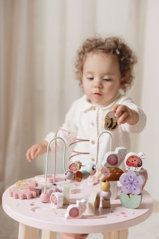 Gioco multiattività Little Dutch Fairy Garden Tavolo con dettagli colorati e accessori per bambini, ideale per stimolare la fantasia.
