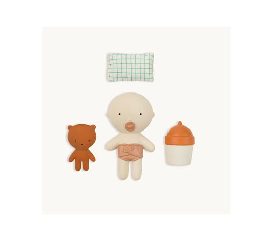 Bambola in gomma WE ARE GOMMU Pocket Baby Coco da 10 cm, morbida e dettagliata, ideale per giochi e collezionismo.
