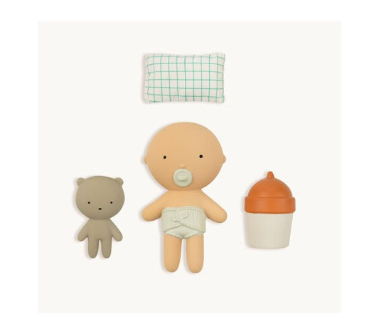 Bambola in gomma WE ARE GOMMU Pocket Baby Vanilla, 10 cm, con dettagli realistici e morbidi, ideale come bambola da gioco.