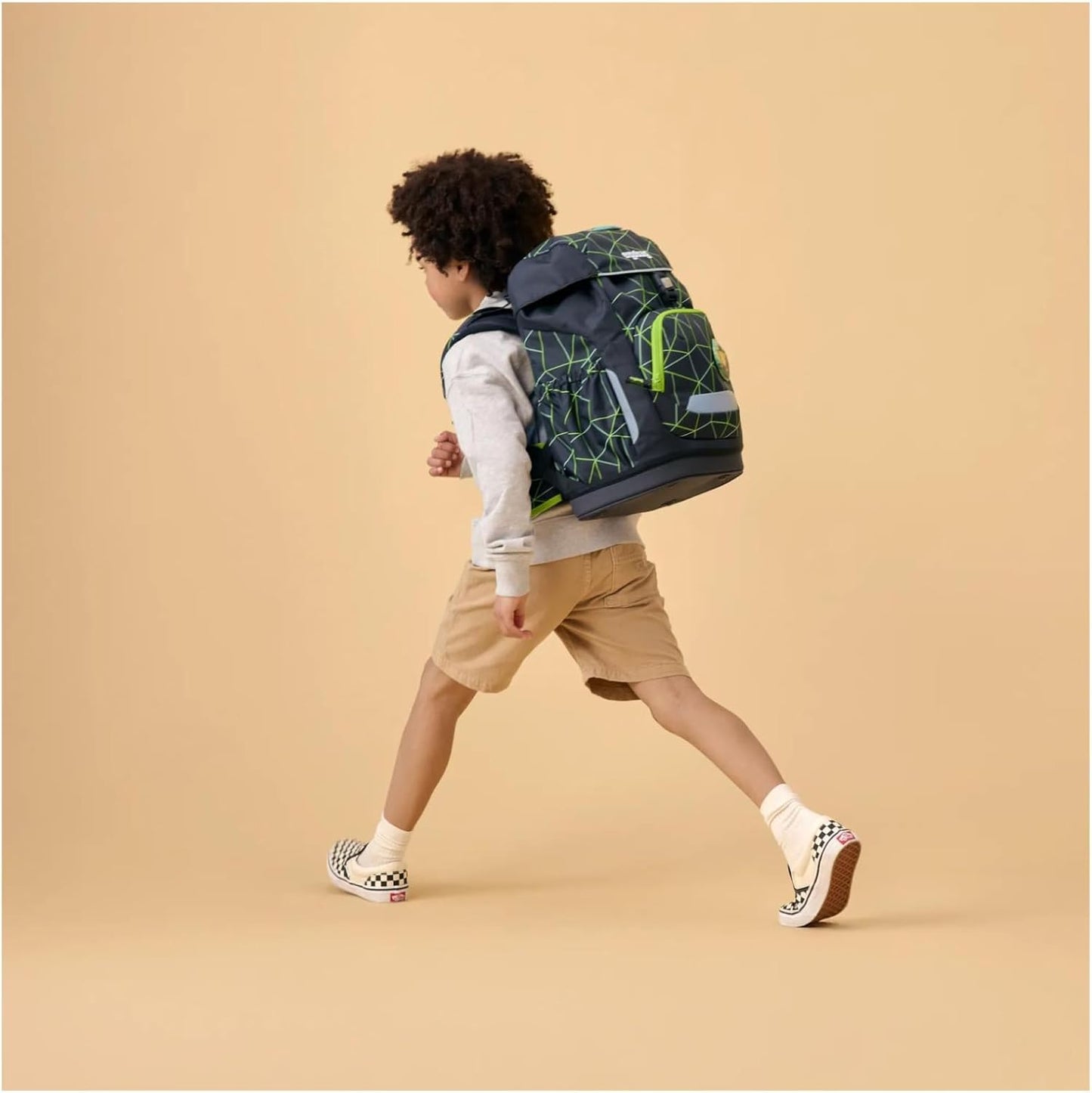 Zaino ergobag Flex CyBear Race per scuola elementare, design colorato con personaggi animati, tasche e spallacci regolabili