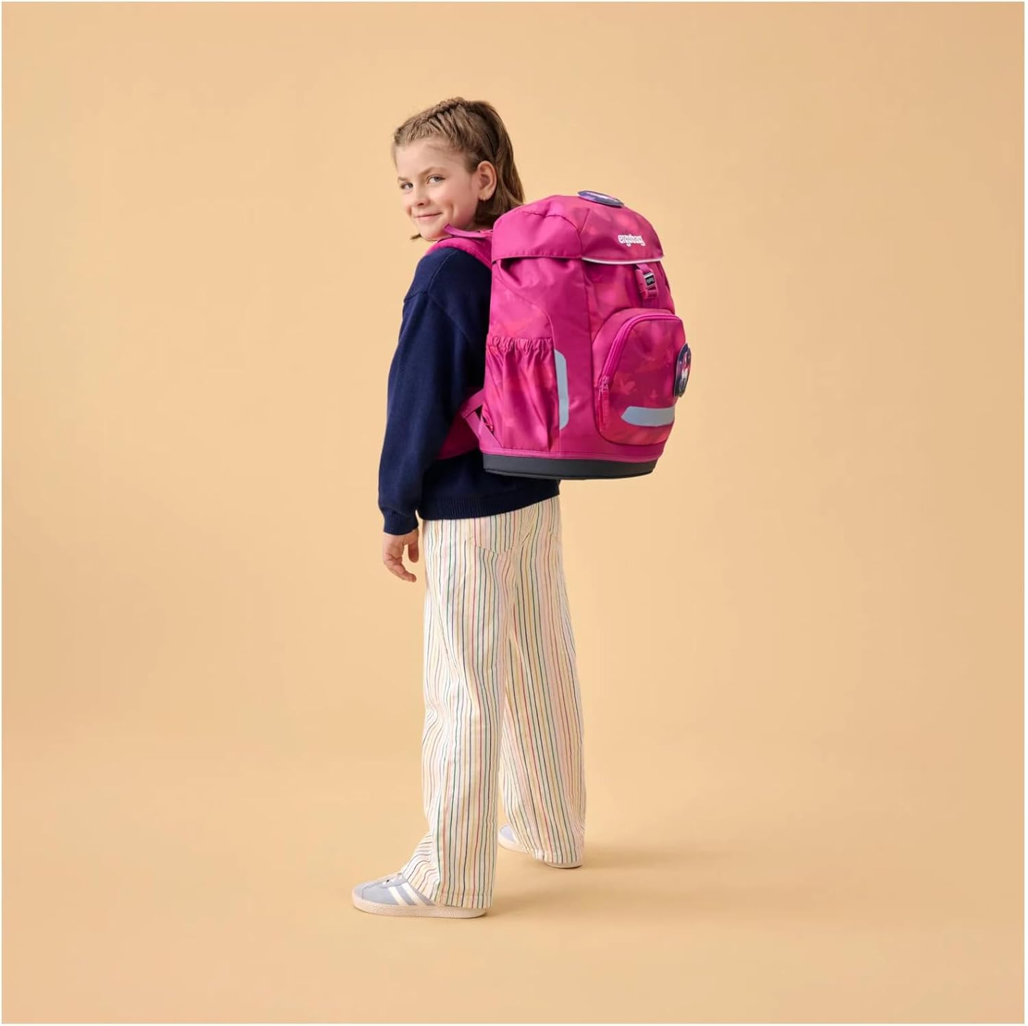 Zaino ergobag Flex Bearicorn per scuola elementare, con design colorato e spallacci regolabili, ideale per bambini.