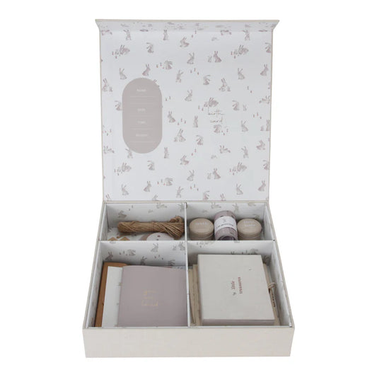 Scatola dei ricordi Little Dutch Baby Bunny, contenitore decorativo in stile dolce e naturale, ideale per conservare ricordi e foto.