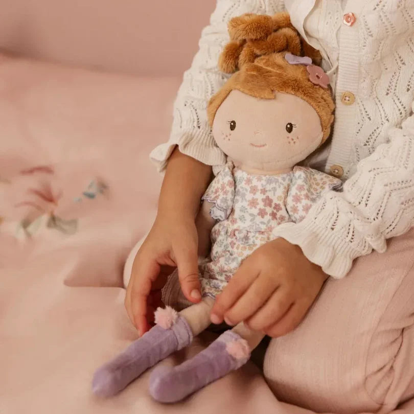 Bambola di pezza Ava di Little Dutch, 35 cm, morbida e soffice bambola in tessuto con dettagli colorati per bambini