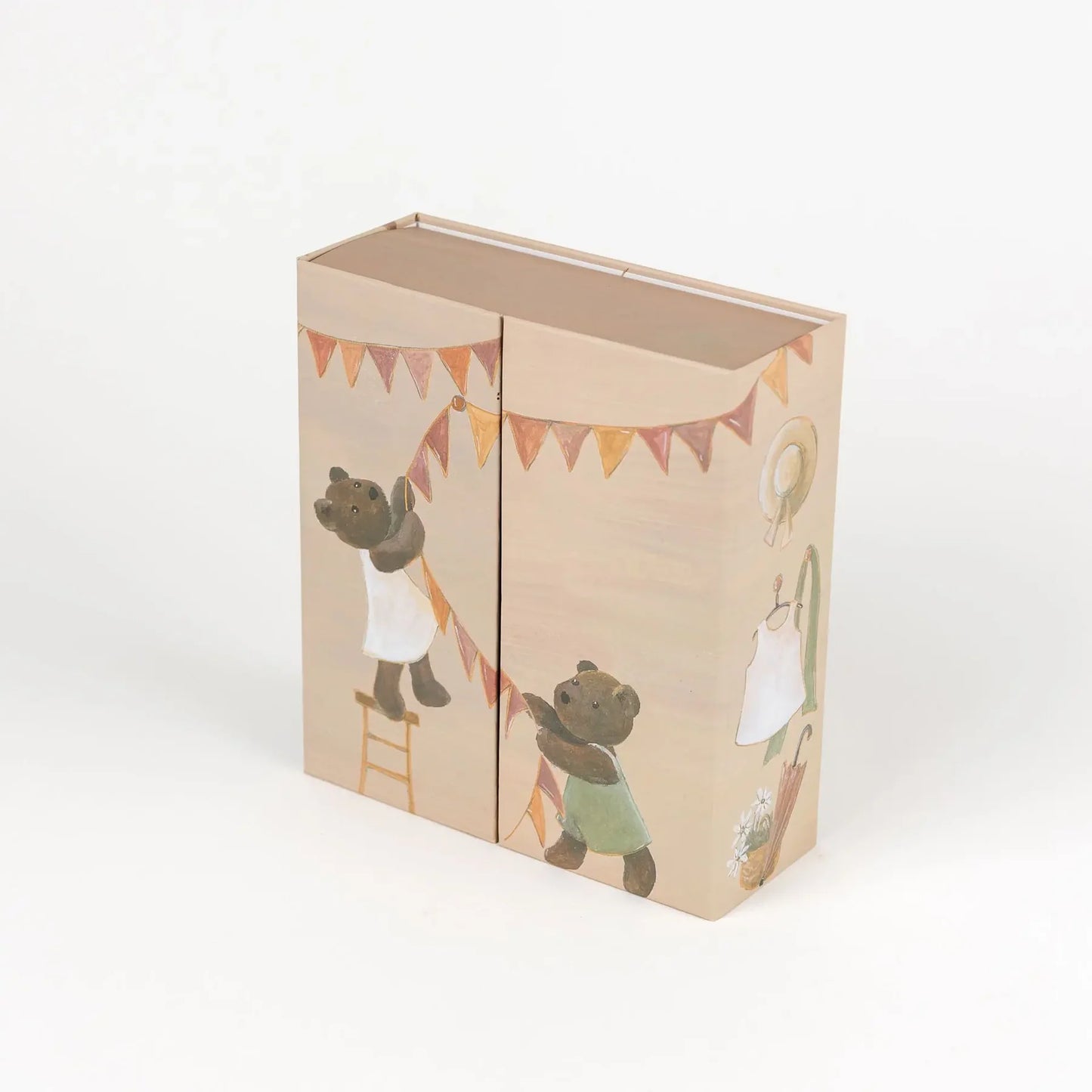Armadio dell'orsetto della casa delle bambole Egmont Toys, dettagli realistici e colori vivaci, perfetto per la casetta delle bambole