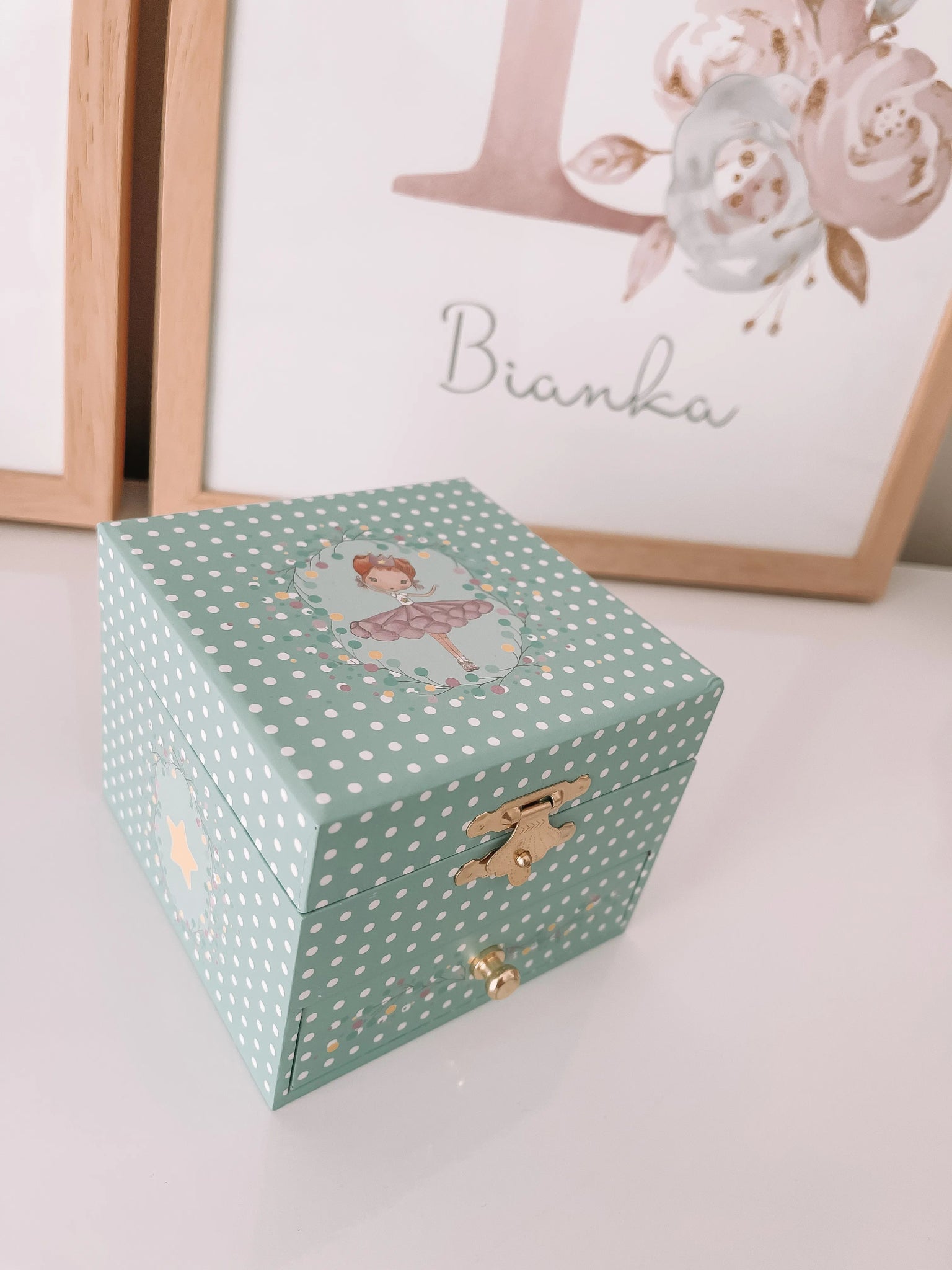 Djeco Little Big room Carillon Portagioie Ballerina con una corona - Emotions Toy