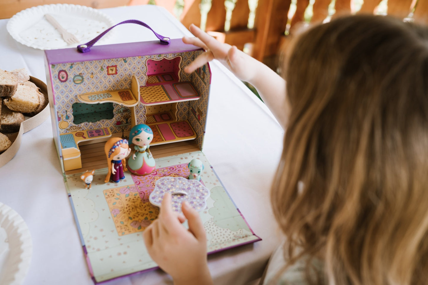 Djeco Tinyly Casetta di Bluchka & Indie - Emotions Toy