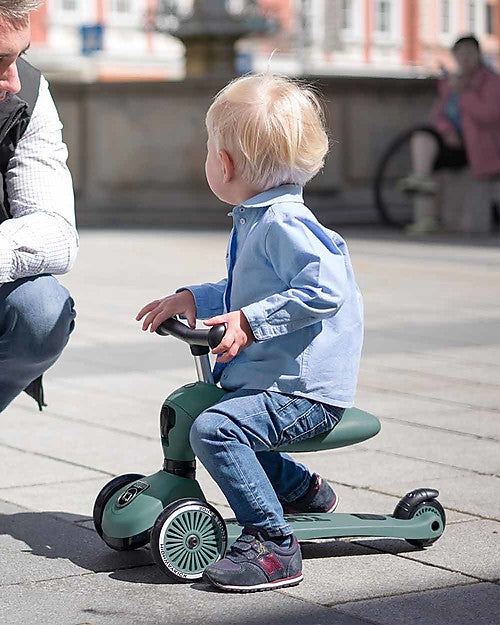 Scoot & Ride Monopattino e Triciclo 2in1 Highwaykick 1 Verde Foresta - Da 1 a 5 anni (Copia)