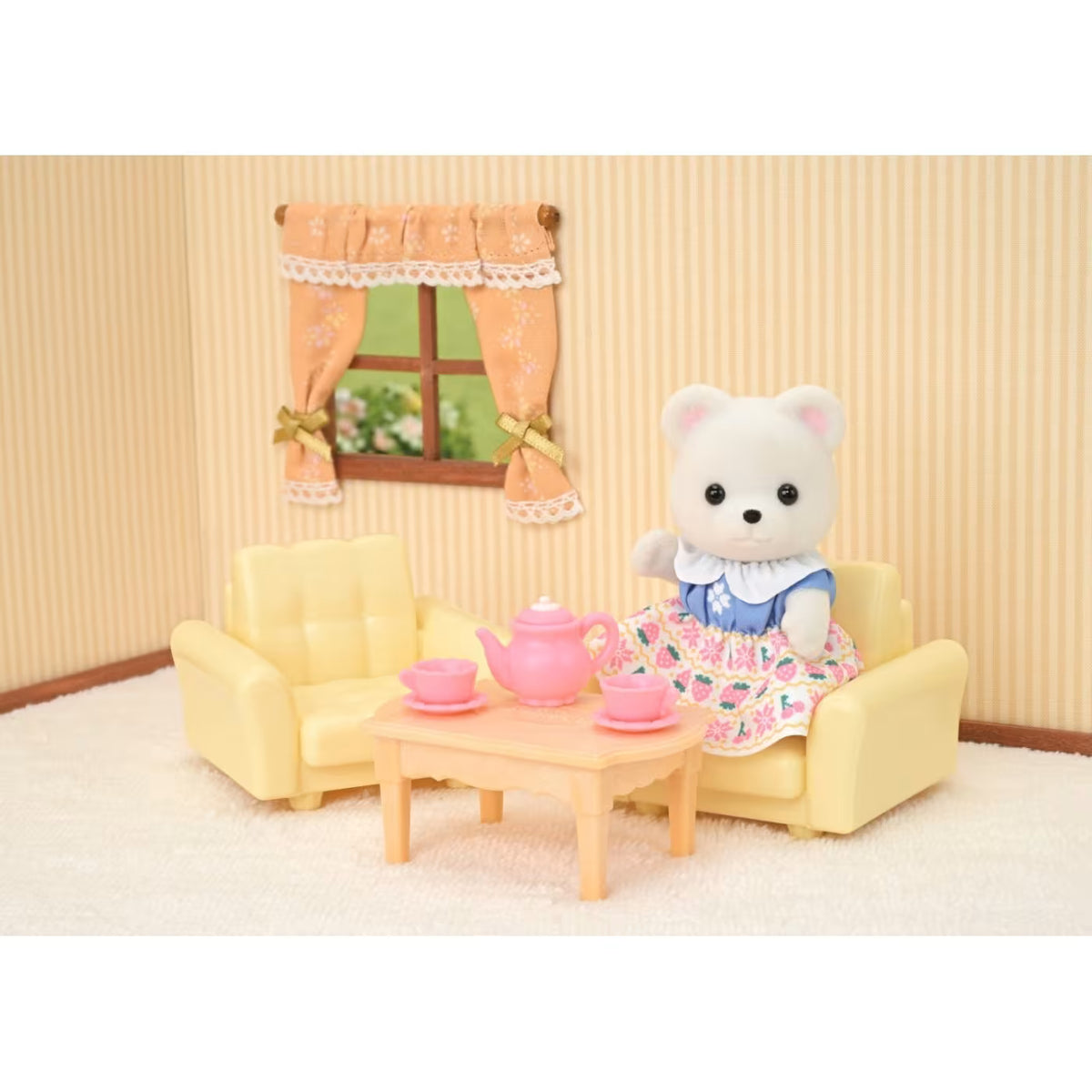 Epoch 5831 Sylvanian  Set Salotto con orsetta polare